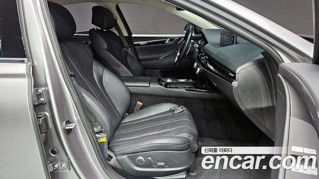 Genesis Electrified G80 2021 — ფოტო 10/20