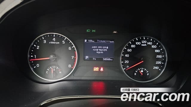 Kia Seltos 2019 — ფოტო 8/20