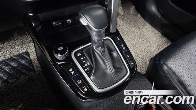Kia Seltos 2019 — фото 9 из 20