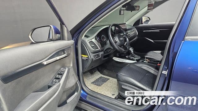 Kia Seltos 2019 — фото 11 из 20