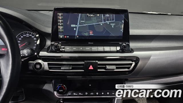 Kia Seltos 2019 — ფოტო 14/20
