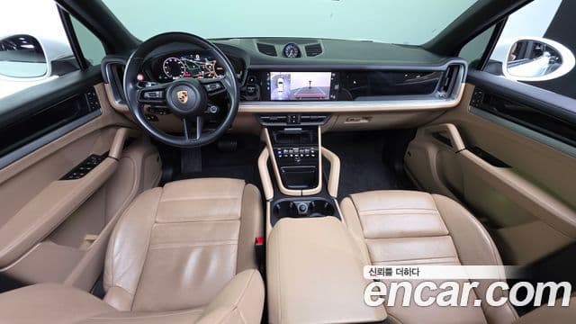 Porsche Cayenne 2023 — Şəkil 7/20