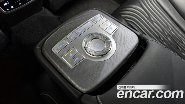 Genesis Electrified G80 2020 — Şəkil 18/20