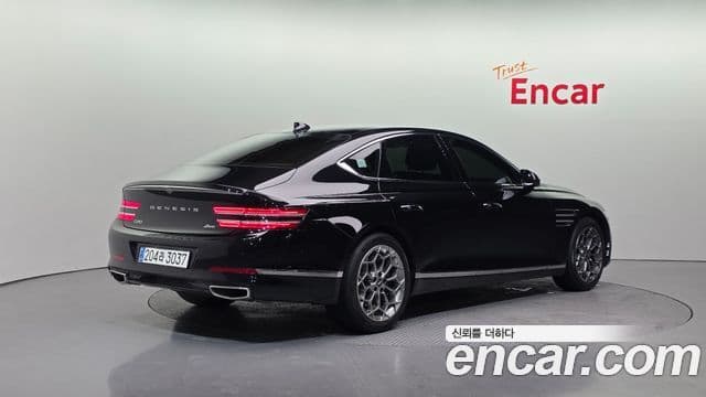 Genesis Electrified G80 2022 — ფოტო 2/20