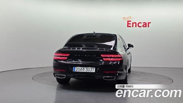 Genesis Electrified G80 2022 — ფოტო 4/20