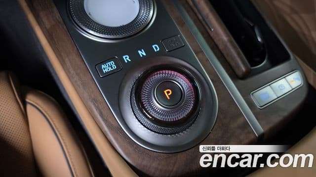 Genesis Electrified G80 2022 — ფოტო 9/20