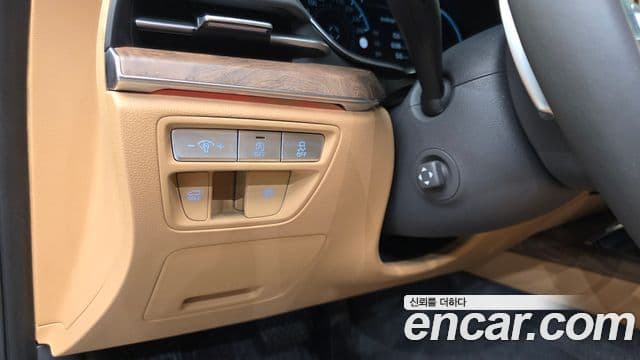 Genesis Electrified G80 2022 — ფოტო 13/20