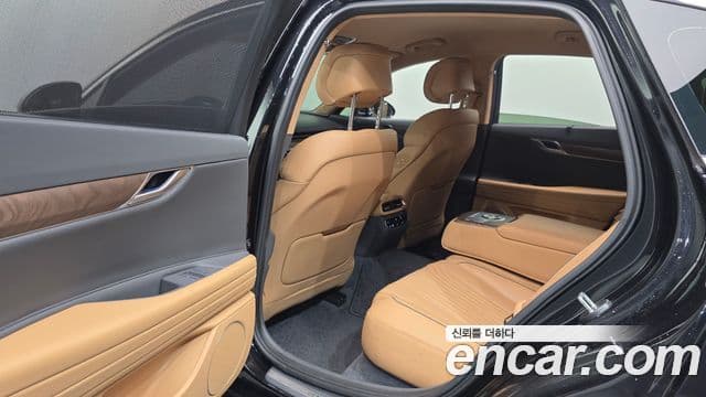 Genesis Electrified G80 2022 — ფოტო 17/20
