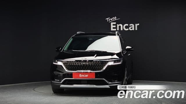 Kia Carnival 2021 — ფოტო 3/20