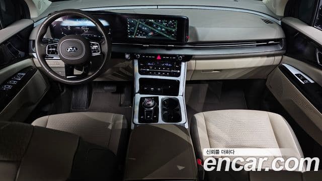 Kia Carnival 2021 — ფოტო 7/20