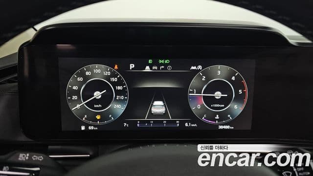 Kia Carnival 2021 — Şəkil 15/20