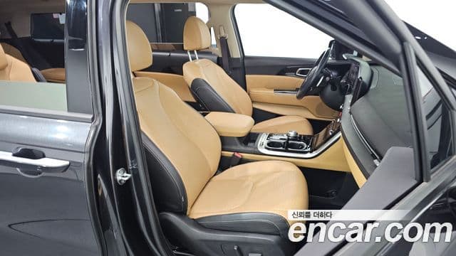 Kia Carnival 2021 — Şəkil 9/20
