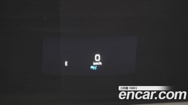 Mercedes-Benz E-Class 2020 — Photo 6/20