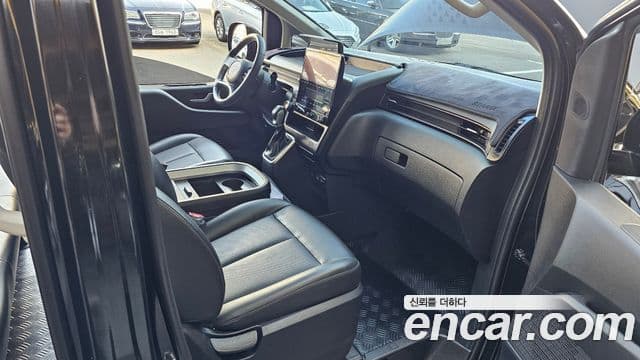 Hyundai Staria 2021 — Şəkil 14/20