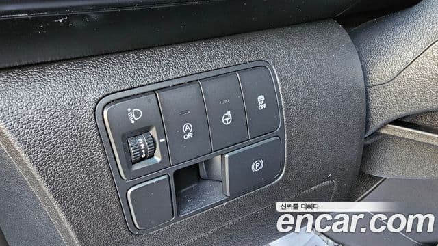 Hyundai Staria 2021 — Şəkil 17/20