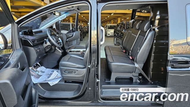 Hyundai Staria 2021 — Şəkil 18/20