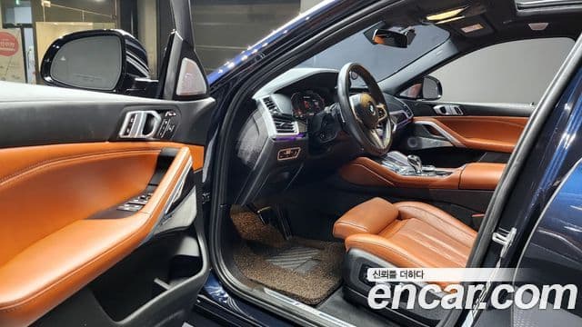BMW X6 2023 — Photo 13/20
