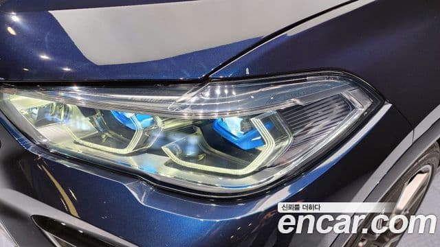 BMW X6 2023 — Photo 19/20