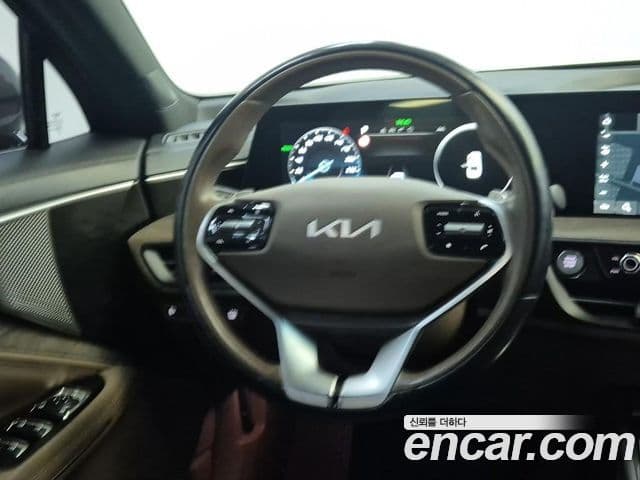 Kia K8 2022 — ფოტო 7/20