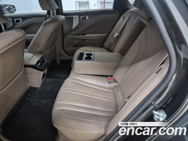 Kia K8 2022 — ფოტო 12/20