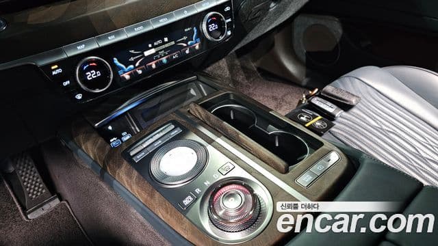 Genesis G80 2021 — Photo 4/20