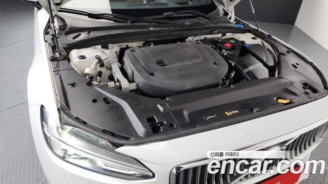 Volvo S90 2021 — Photo 7/20