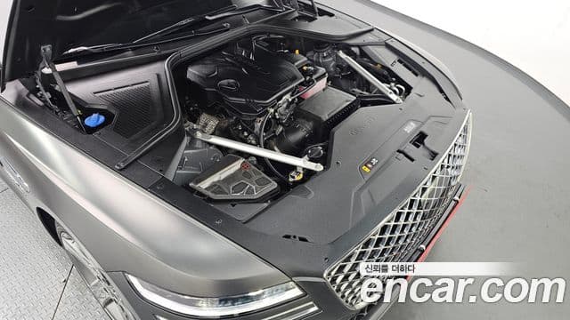 Genesis G80 2023 — Photo 9/20