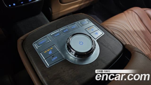 Genesis G80 2023 — Photo 11/20