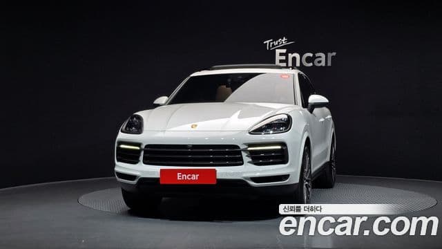 Porsche Cayenne 2020 — Photo 7/19