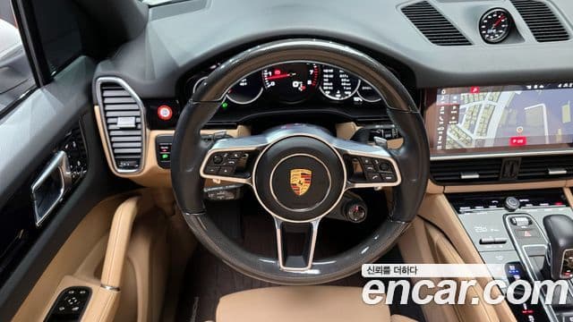 Porsche Cayenne 2020 — Photo 4/19