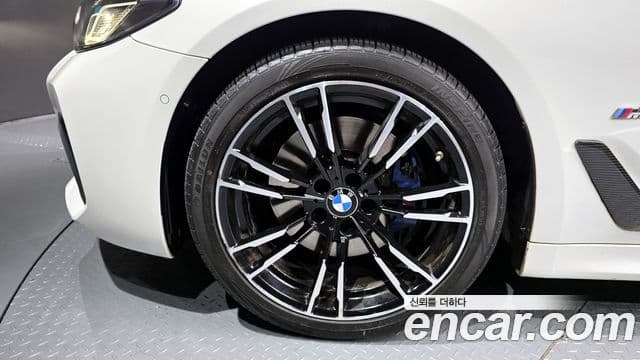 BMW 5 Series 2021 — Şəkil 5/20
