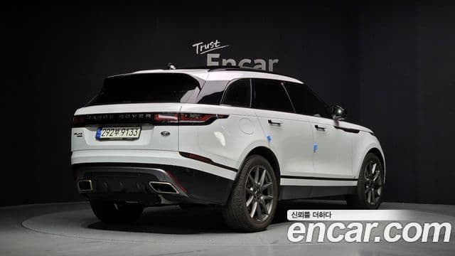 Land Rover Range Rover Velar 2021 — ფოტო 1/17