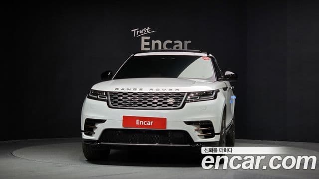Land Rover Range Rover Velar 2021 — ფოტო 2/17