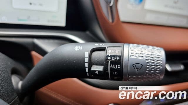 Genesis G90 2023 — ფოტო 17/20