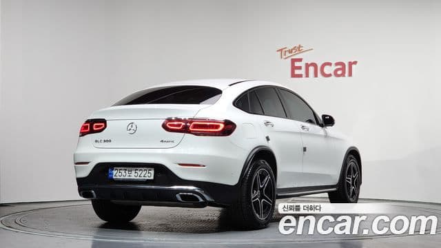 Mercedes-Benz GLC-Class 2023 — ფოტო 2/20