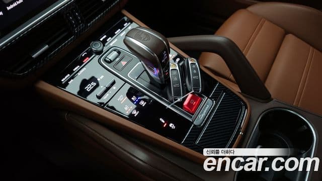 Porsche Cayenne 2022 — Şəkil 9/20
