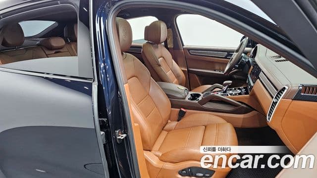 Porsche Cayenne 2022 — Şəkil 10/20