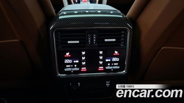 Porsche Cayenne 2022 — Şəkil 17/20