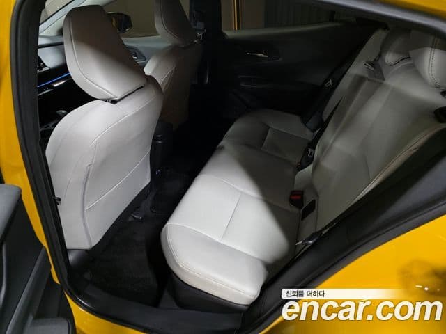 Toyota Prius 2023 — Şəkil 3/20