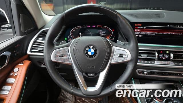 BMW X7 2020 — Фото 13/20