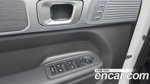 Hyundai Santa Fe 2024 — ფოტო 13/20