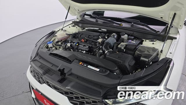 Kia K5 2023 — ფოტო 6/20