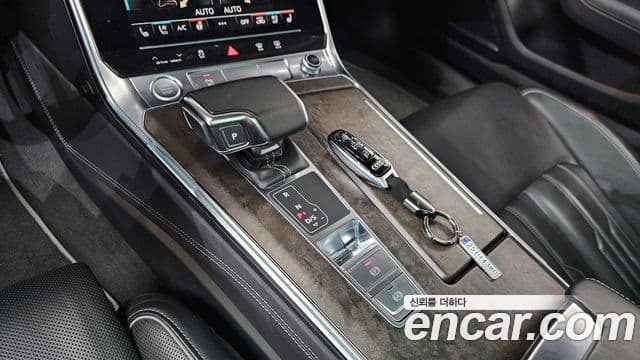 Audi A7 2020 — Şəkil 9/20