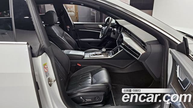 Audi A7 2020 — Şəkil 10/20