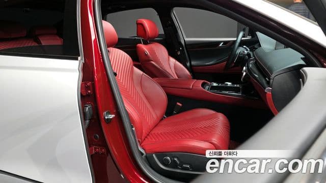 Genesis Electrified G80 2023 — Şəkil 11/20