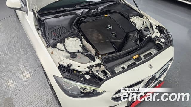 Mercedes-Benz C-Class 2023 — ფოტო 6/20