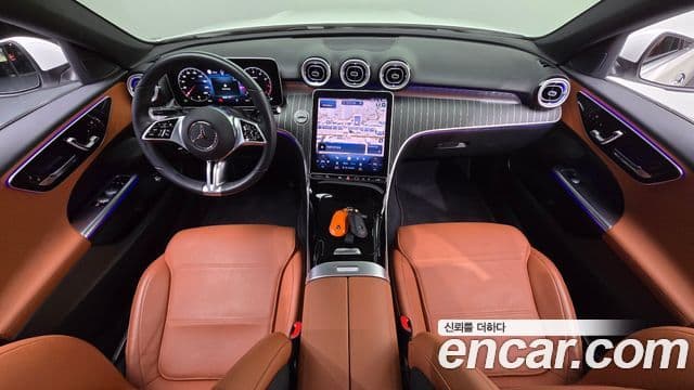 Mercedes-Benz C-Class 2023 — ფოტო 7/20