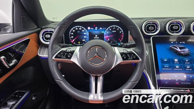 Mercedes-Benz C-Class 2023 — ფოტო 13/20