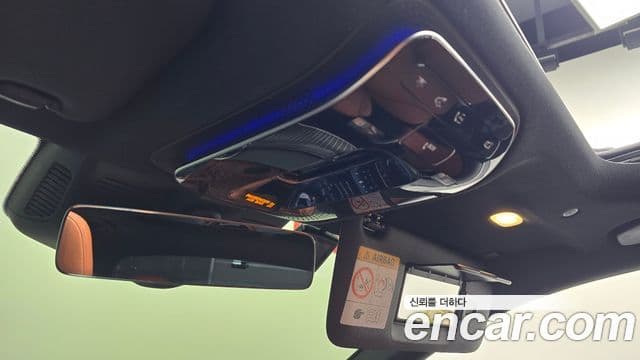 Mercedes-Benz C-Class 2023 — ფოტო 20/20