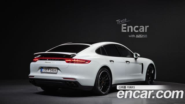 Porsche Panamera 2018 — Şəkil 2/20